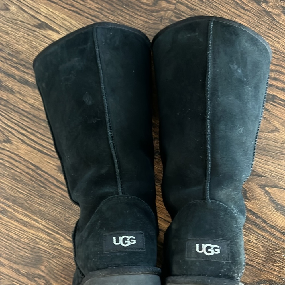 Ugg Boots - Picture 9 of 14